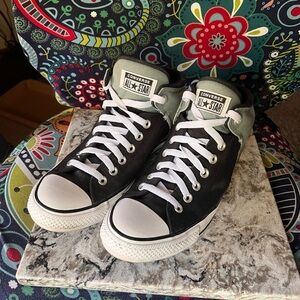 Women’s Converse, Chuck Taylor, All-Star Madison, mid top sneakers, size 10